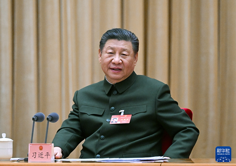 習近平出席解放軍和武警部隊代表團全體會議