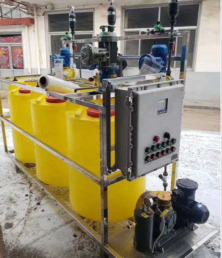 全自動加藥裝置設(shè)備用途，全自動智能加藥裝置價(jià)格，加藥裝置詳細(xì)介紹